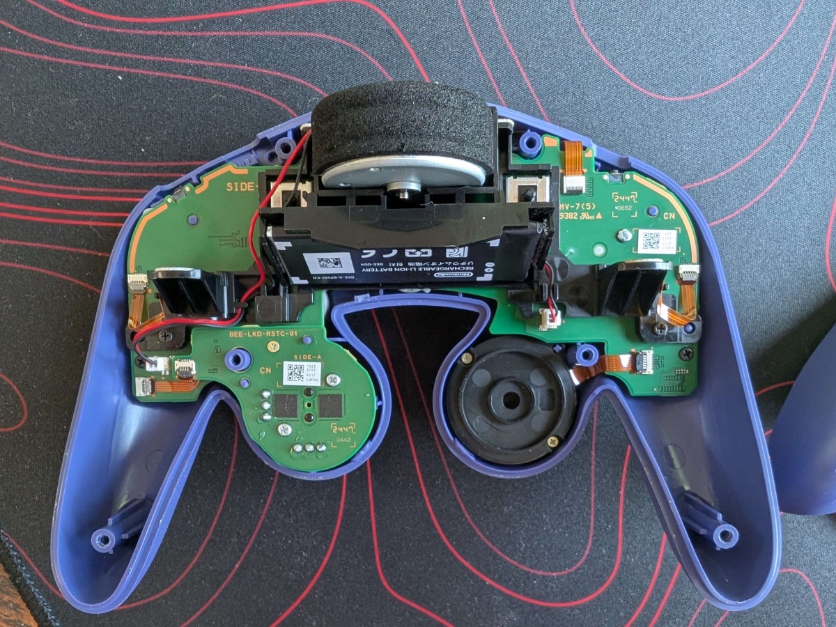Switch 2 GCC&nbsp;Teardown